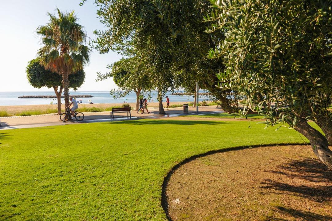 Casa Del Dorado Playa Cambrils Villa Exterior foto